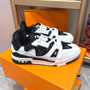LV trainer blue black ladies shoes