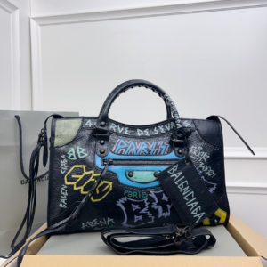 balenciaga vintage balenciaga papier bag 5.webp