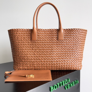 bottega veneta cabas intrecciato lambskin wood brown tote bag 7.webp
