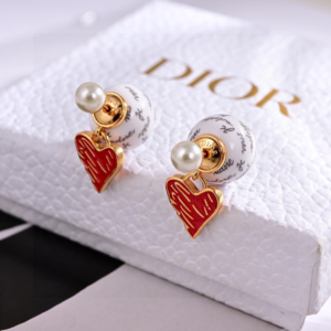 dior metal mini red heart earrings