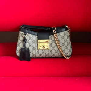 gucci padlock shoulder bag black leather 4.webp