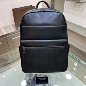 bottega veneta black leather intrecciato backpack