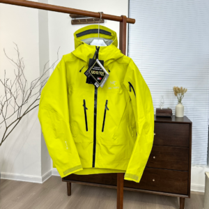 arcteryx gore tex alpha yellow jacket with hood
