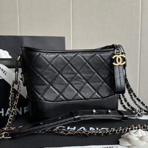 Chanel Gabrielle Medium Hobo Bag in Black